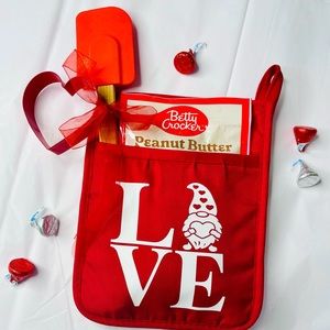 Gnome Baking Gift Set